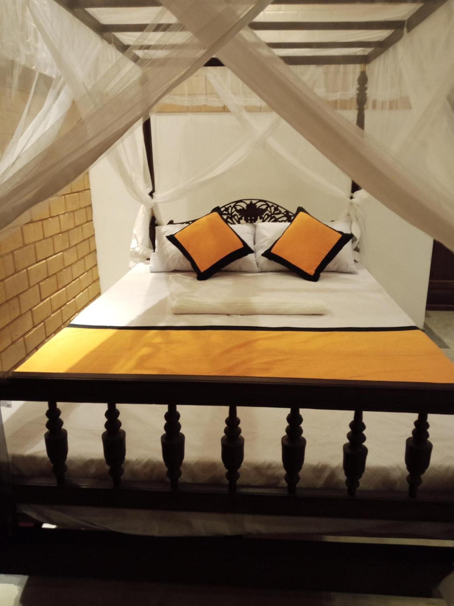 The Brick Wonder Hotel Habaraduwa Ngoại thất bức ảnh